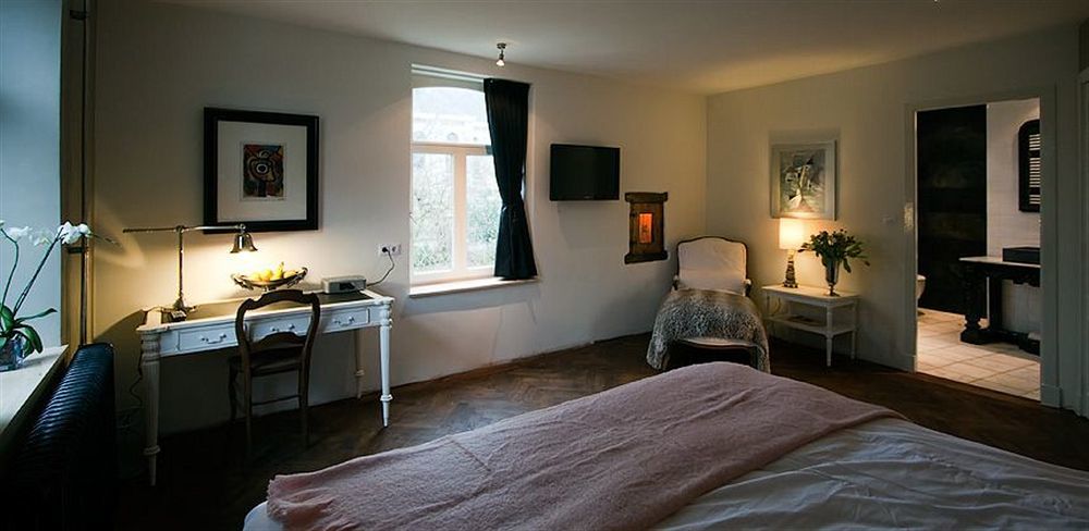 Boutique Hotel Bonjour Gronsveld Exterior photo