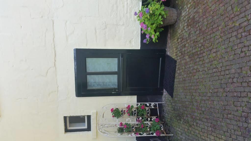 Boutique Hotel Bonjour Gronsveld Exterior photo