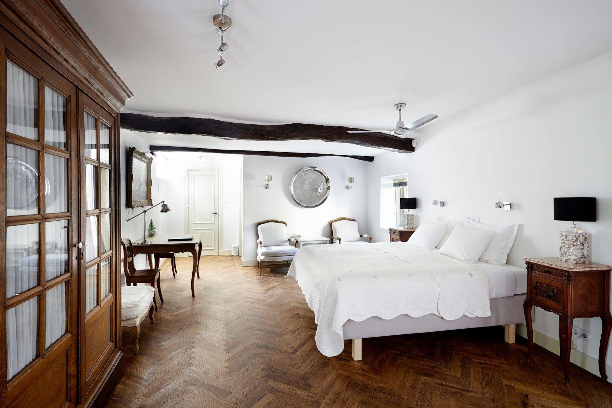 Boutique Hotel Bonjour Gronsveld Exterior photo